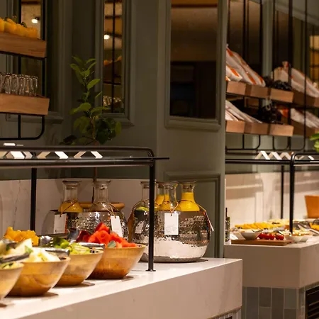 Mett & Marbella Hotel 5*